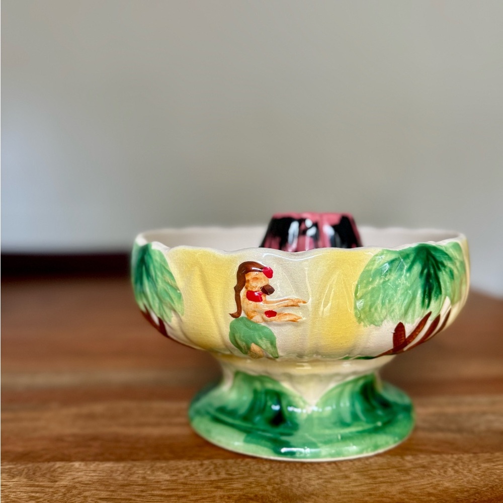 Original Orchids of Hawaii volcano bowl